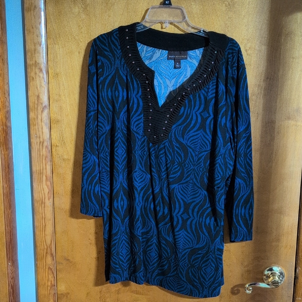 SOLD Black and Blue Patterned Women's Top